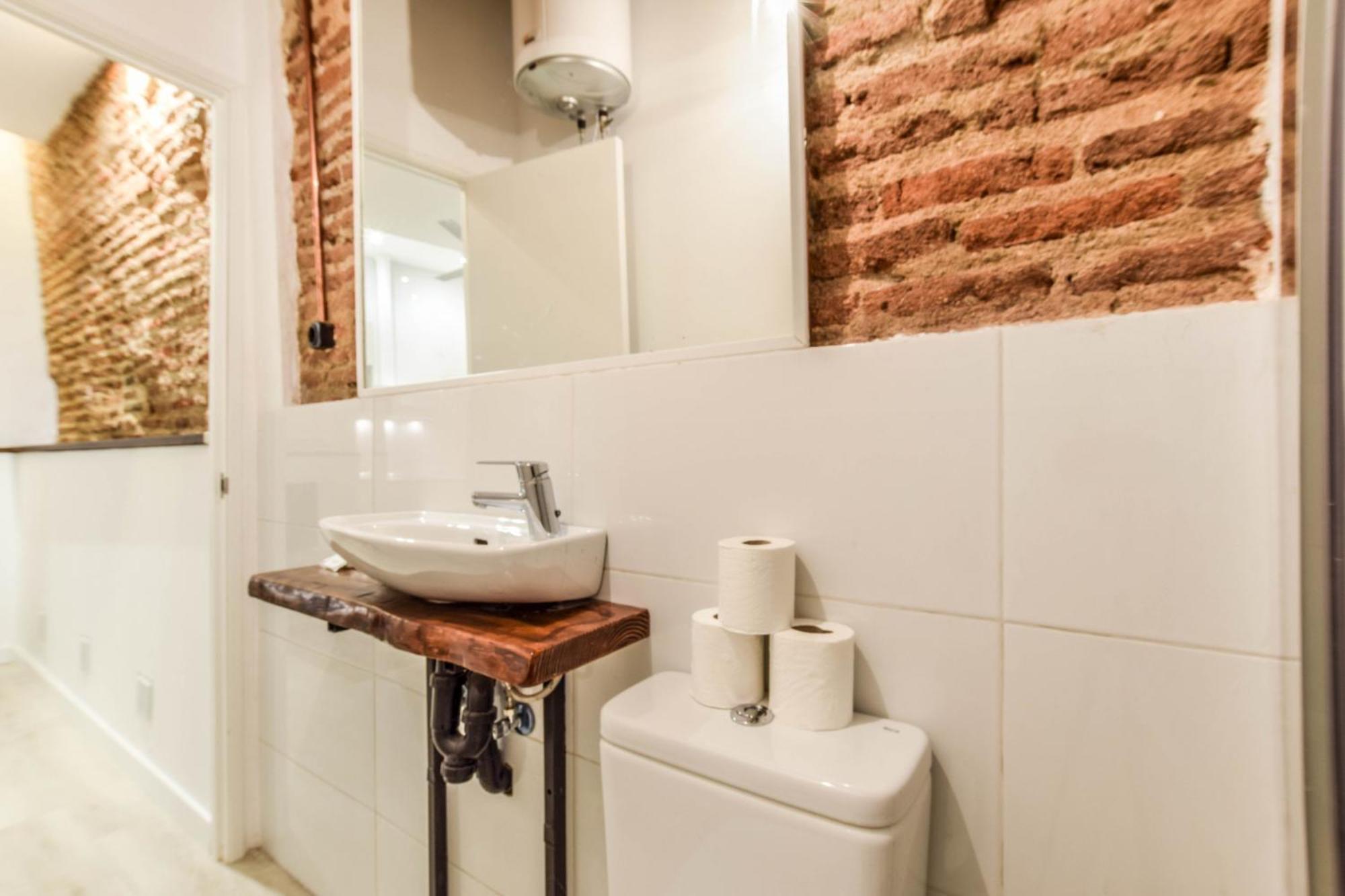 Acogedor Apartamento En Anton Martin Madrid Eksteriør billede