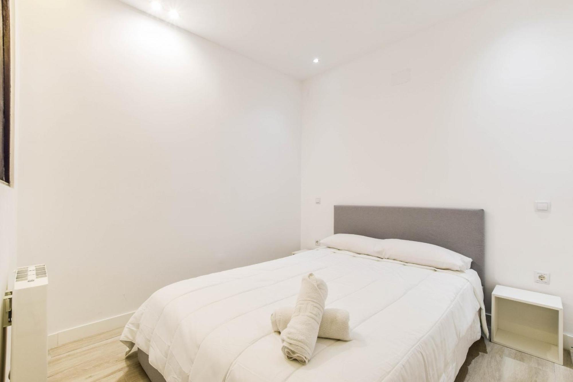 Acogedor Apartamento En Anton Martin Madrid Eksteriør billede