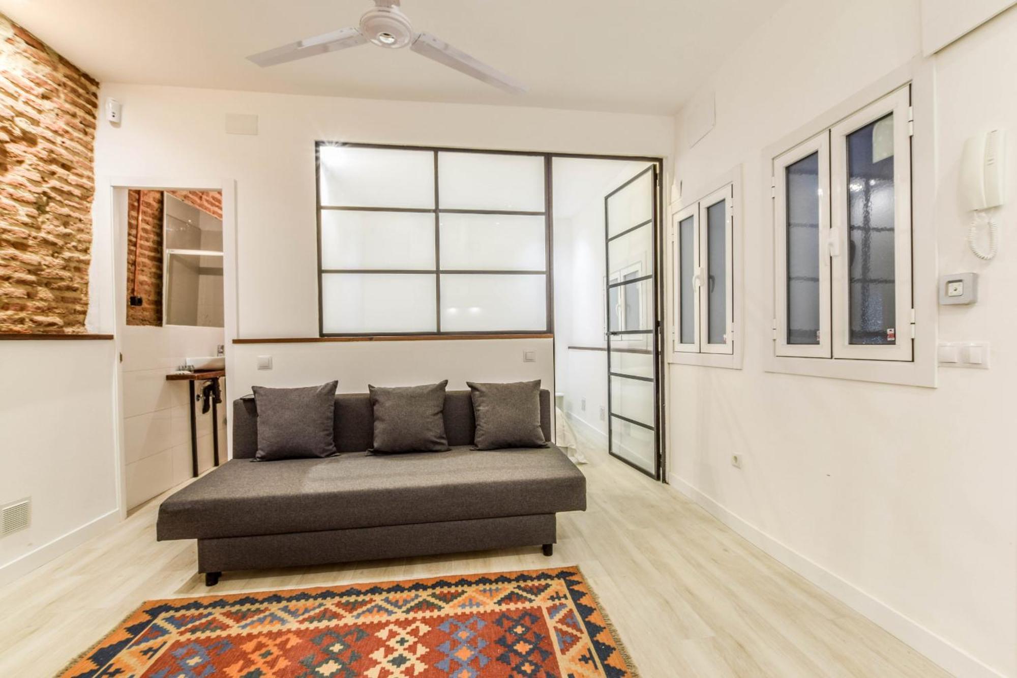 Acogedor Apartamento En Anton Martin Madrid Eksteriør billede